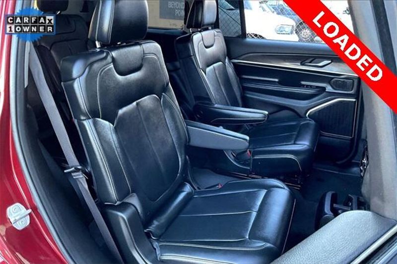 Used 2021 Jeep Grand Cherokee L LimitedImage 26