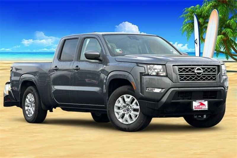 2024 Nissan Frontier SVImage 1