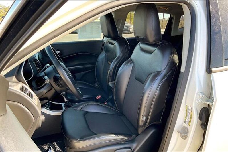 Used 2019 Jeep Compass LatitudeImage 24