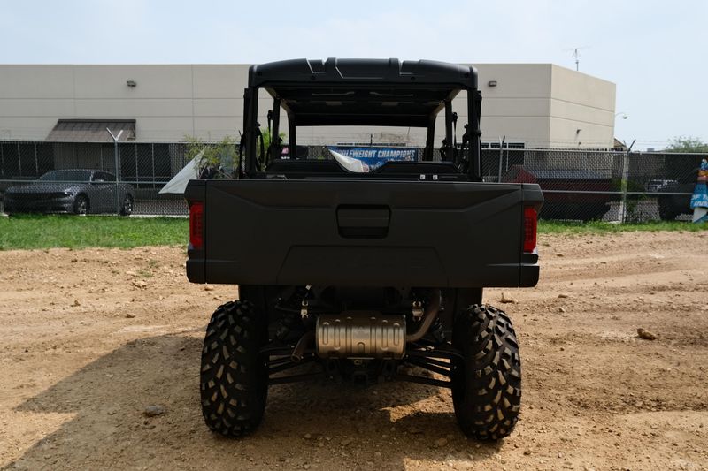 NEW 2026 POLARIS RANGER CREW SP 570 Image 4