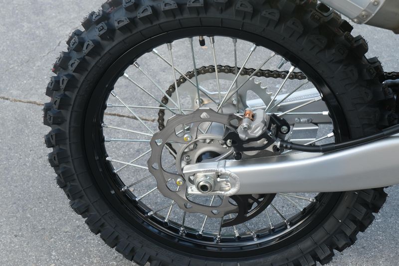 NEW 2026 SUZUKI RMZ450 Image 11