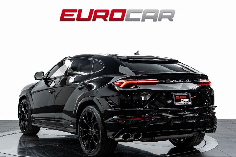 Used 2024 Lamborghini Urus S *PANORAMIC SUNROOF * IMMACULATE CONDITION*Image 3