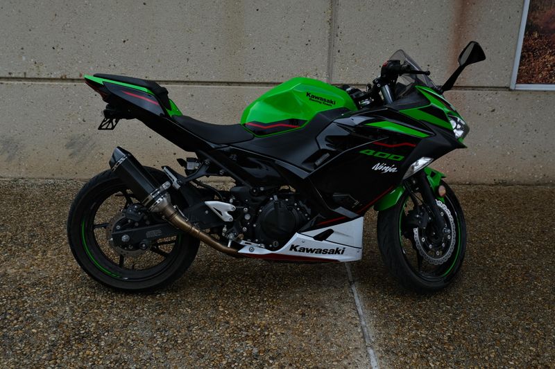2022 Kawasaki NINJA 400 ABS GREEN AND BLACK KRT Image 2