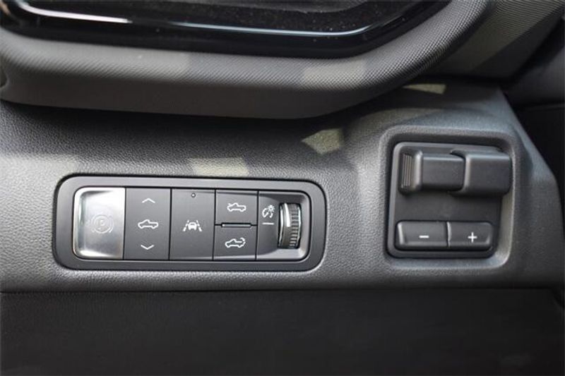 New 2024 Chevrolet Silverado EV RSTImage 25