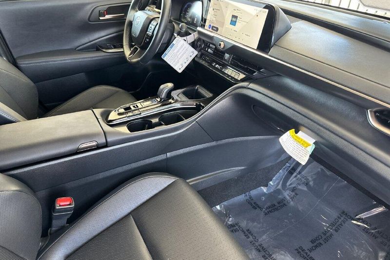 Used 2026 Toyota Crown LimitedImage 14