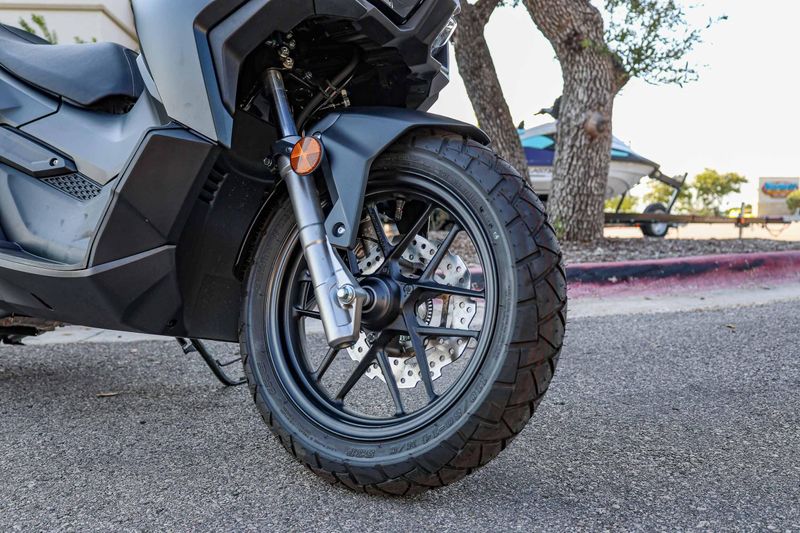 Used 2025 Honda ADV 160  BLACK Image 9