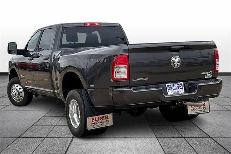 2024 RAM 3500 Big Horn Crew Cab 4x4 8