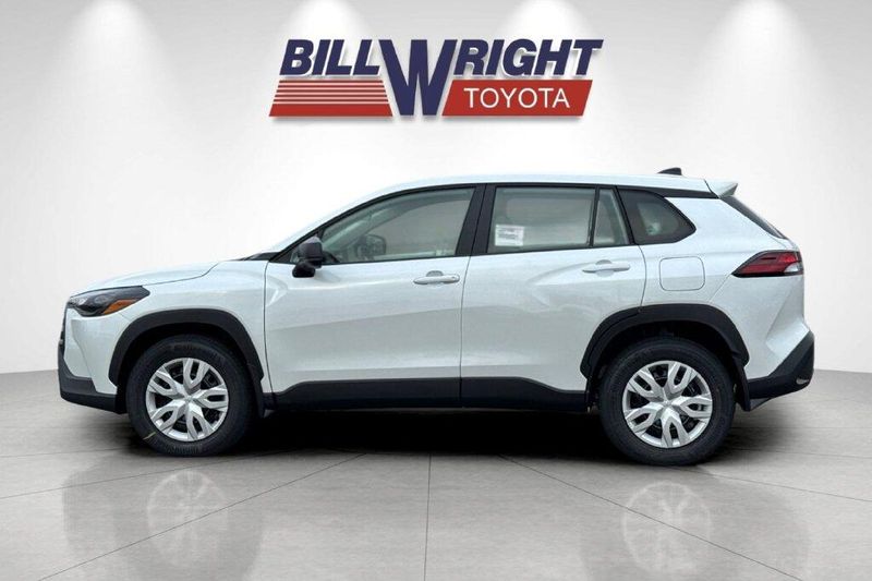 New 2026 Toyota Corolla Cross LImage 6