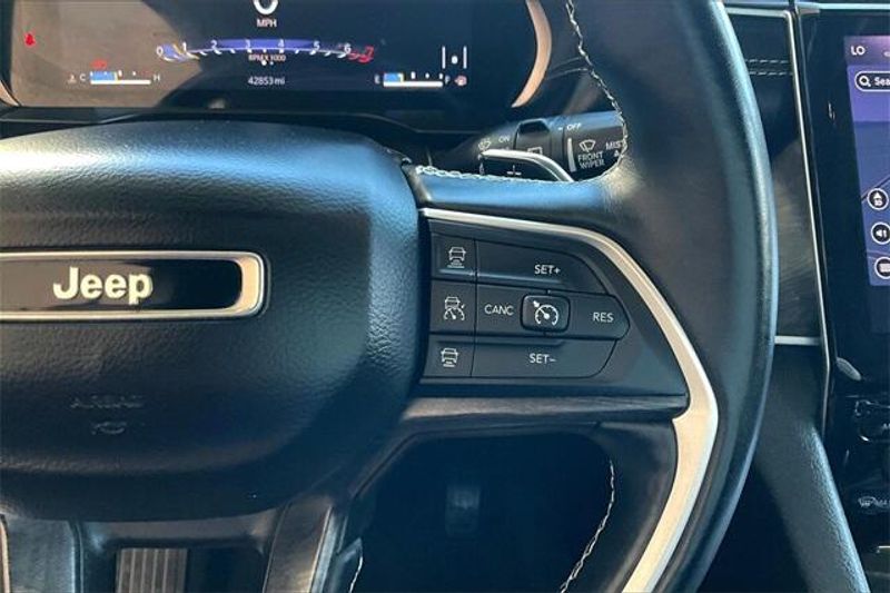2021 Jeep Grand Cherokee L LimitedImage 19