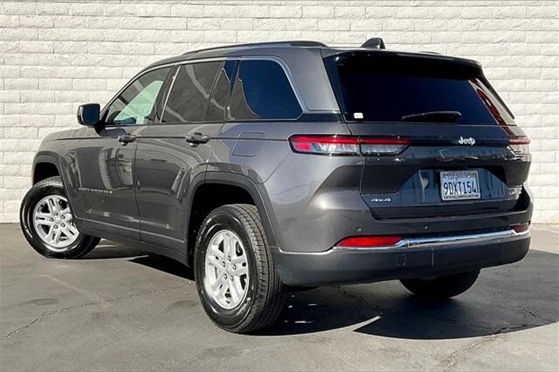 2023 Jeep Grand Cherokee LaredoImage 10
