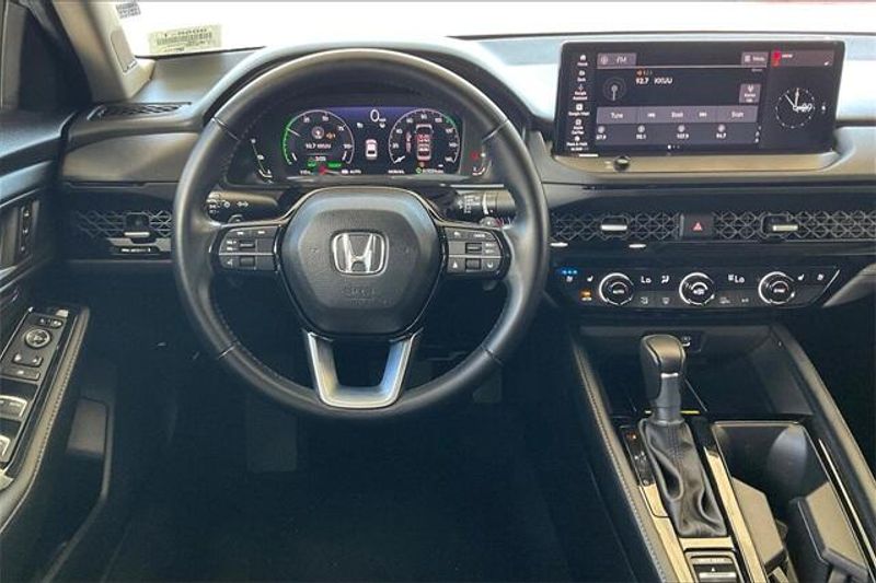 Used 2024 Honda Accord TouringImage 4