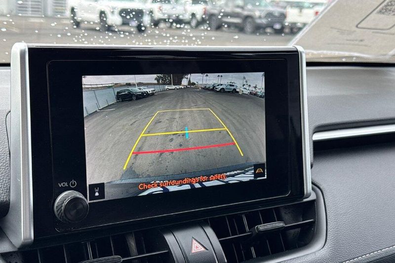 Used 2023 Toyota RAV4 LEImage 18