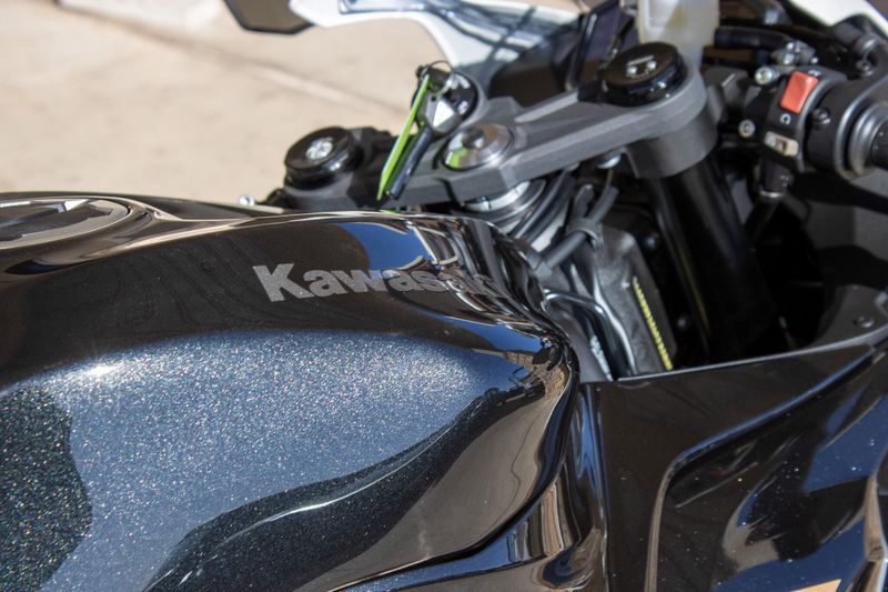 NEW 2026 KAWASAKI NINJA ZX6R ABS Image 13