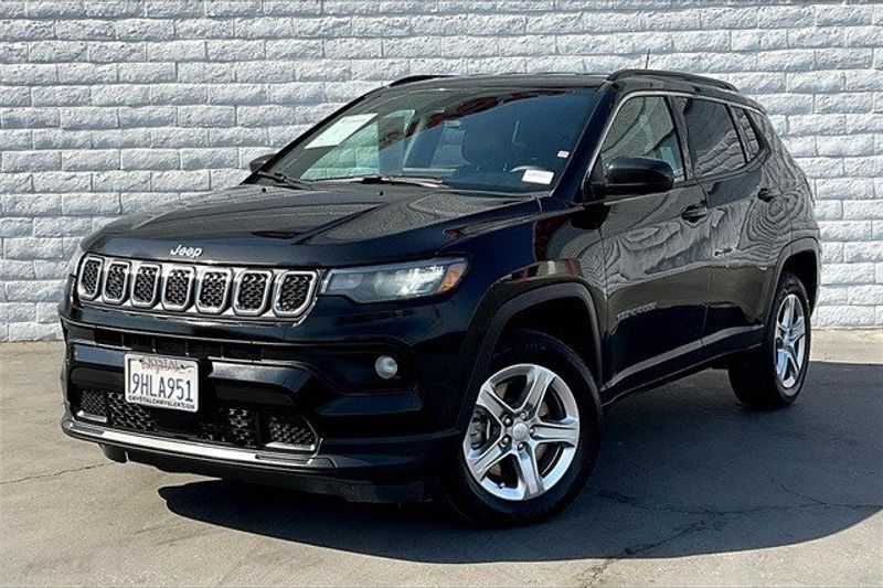 2023 Jeep Compass LatitudeImage 1