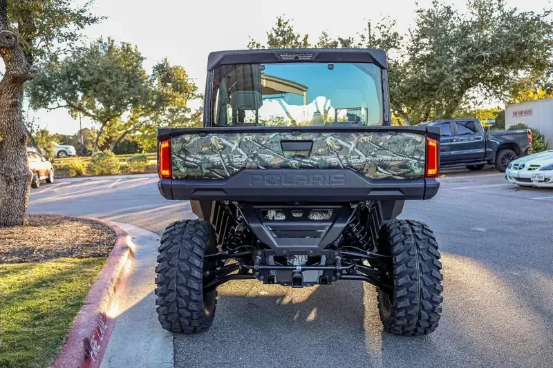 NEW 2025 POLARIS RANGER CREW XD 1500 NORTHSTAR EDITION ULTIMATE Image 3