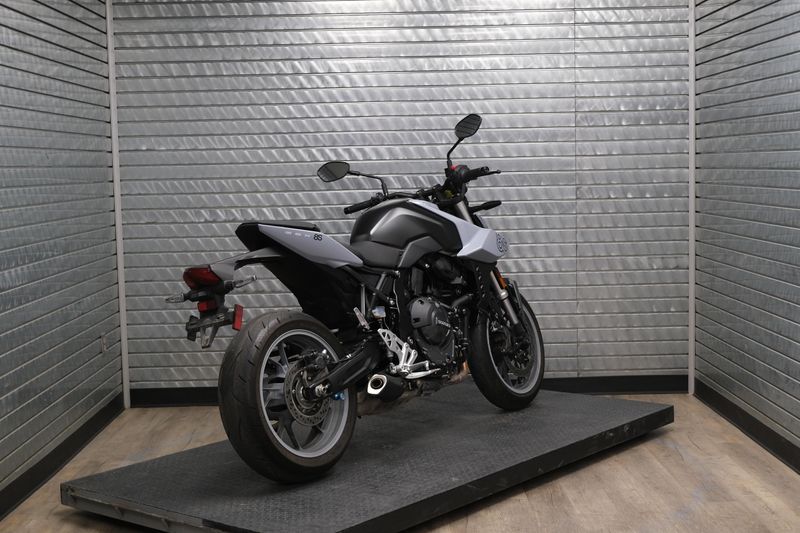 USED 2024 SUZUKI GSX8S Image 3