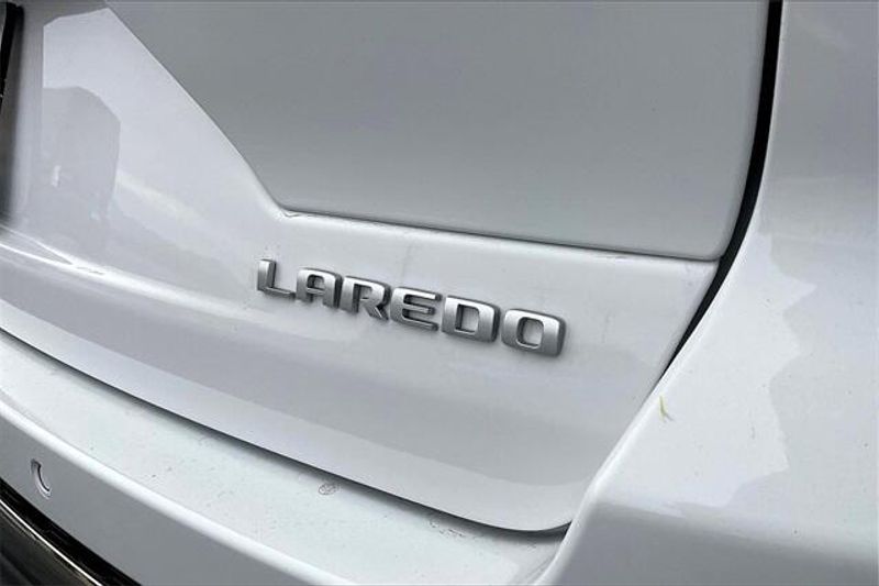 2025 Jeep Grand Cherokee LaredoImage 13