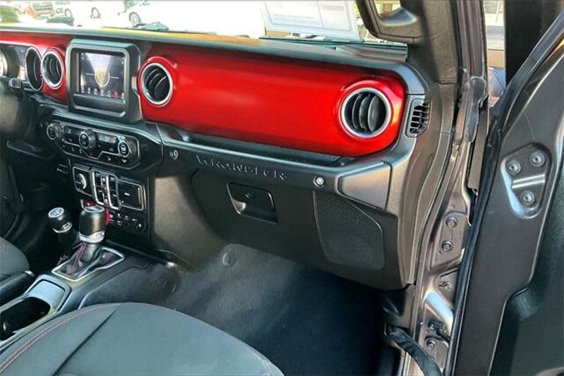 2018 Jeep Wrangler Unlimited RubiconImage 16