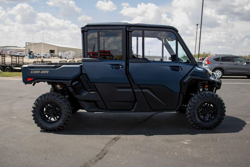 NEW 2026 CAN-AM DEFENDER MAX LIMITED CAB HD11 Image 2
