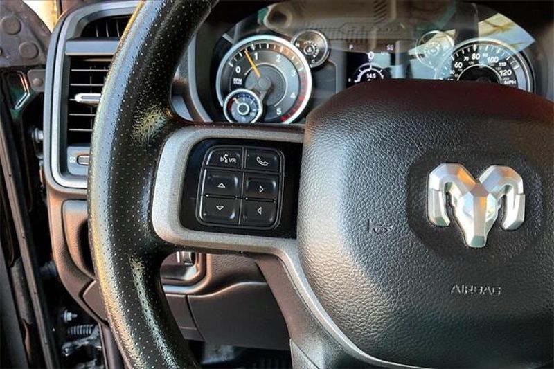 2022 RAM 3500 TradesmanImage 16