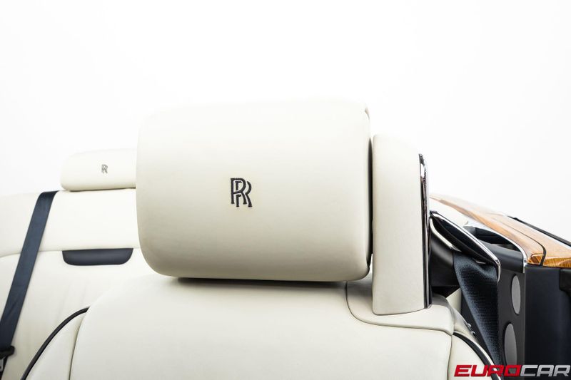 2010 Rolls-Royce Phantom Drophead Coupe *RARE INTERIOR * IMMACULATE CONDITION*Image 40