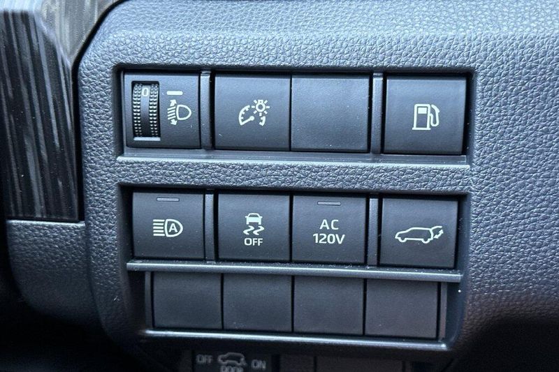 New 2026 Toyota 4Runner i-FORCE MAX Hybrid PlatinumImage 28