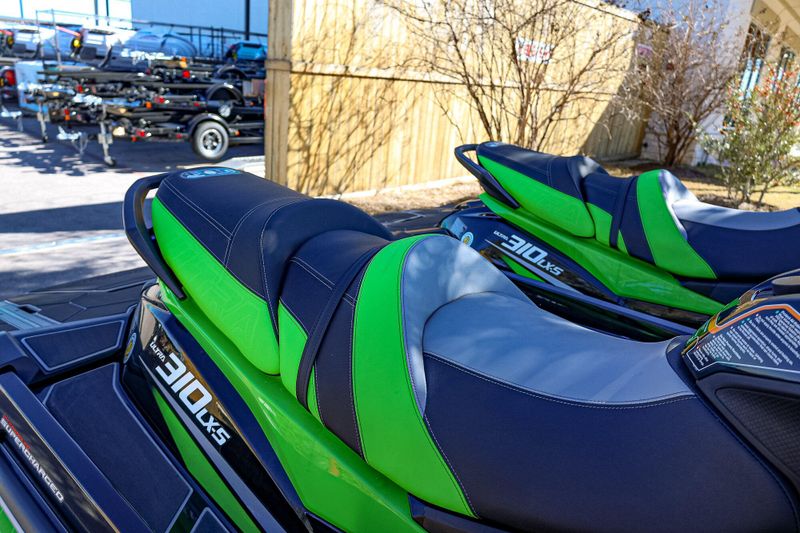 2024 Kawasaki JET SKI ULTRA 310 310LXS  BLACKGREEN Image 7