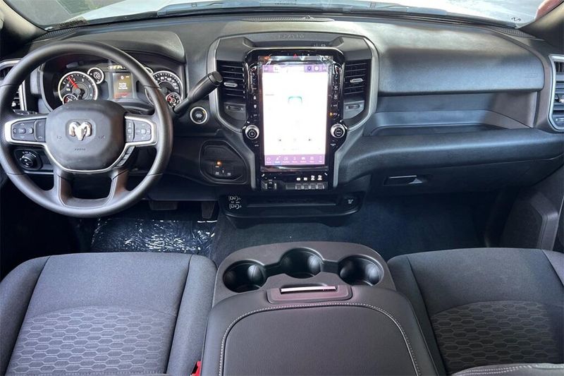 2025 Ram 2500 Tradesman photo 10