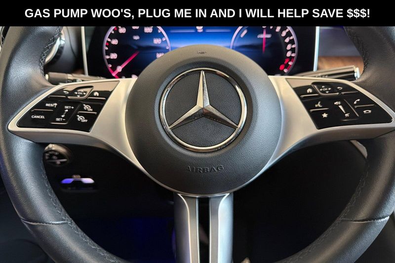Used 2025 Mercedes-Benz GLC 350eImage 26