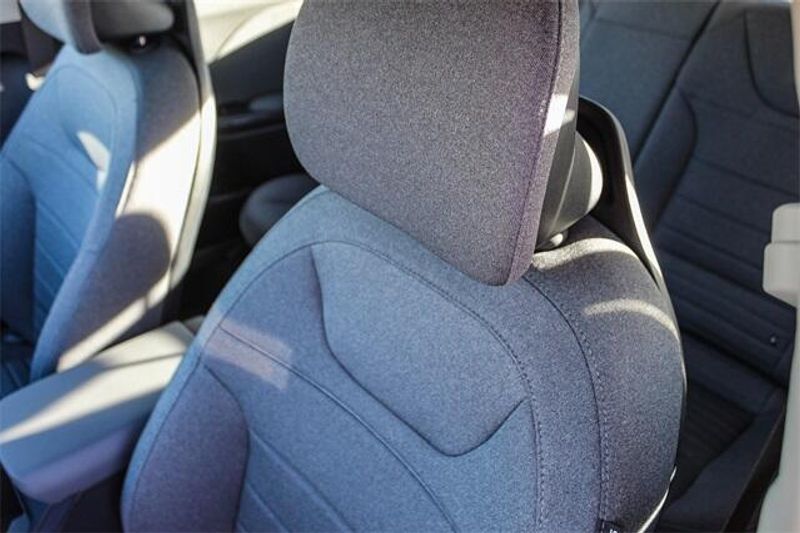 New 2025 Kia K4 EXImage 24