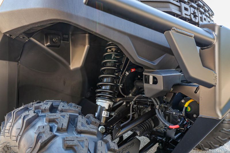 New 2026 Polaris RANGER CREW 1000 PREMIUM  MIRAGE BEIGE Image 17