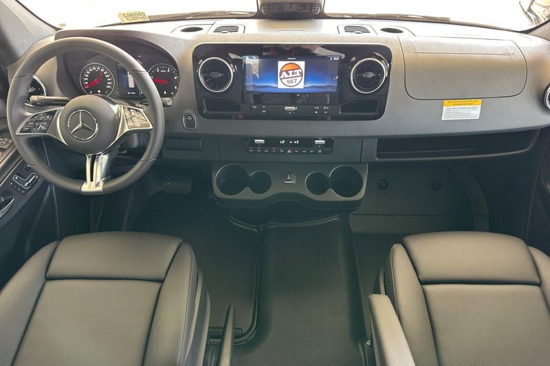 New 2026 Mercedes-Benz Sprinter 2500 Passenger 144 WBImage 10