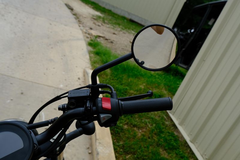 2025 Honda REBEL 300 MATTE BLACK METALLIC Image 24