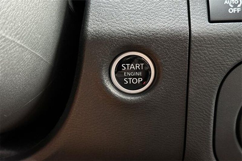 New 2025 Nissan Frontier PRO-4XImage 18