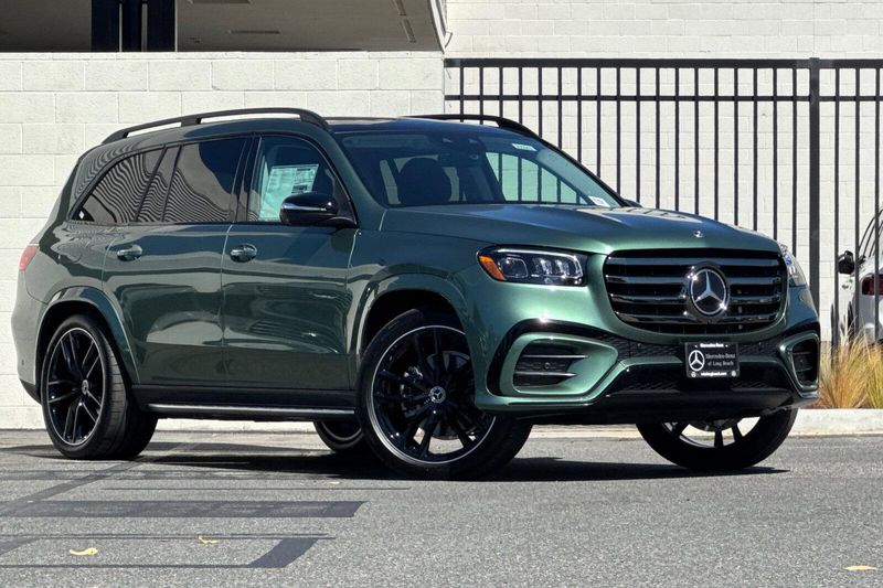 New 2026 Mercedes-Benz GLS 450Image 2