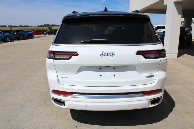 2025 Jeep Grand Cherokee L Summit Reserve photo 8