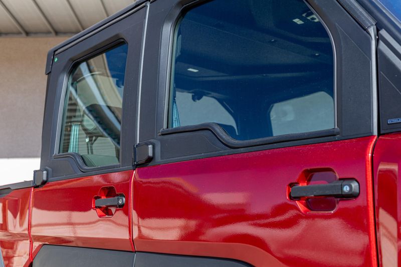2024 Polaris RANGER CREW XD 1500 NORTHSTAR EDITION ULTIMATE SUNSET RED Image 4