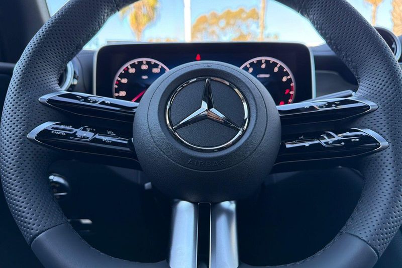 New 2026 Mercedes-Benz GLC-Class GLCGLC 300Image 21