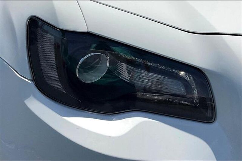 2023 Chrysler 300 TouringImage 27