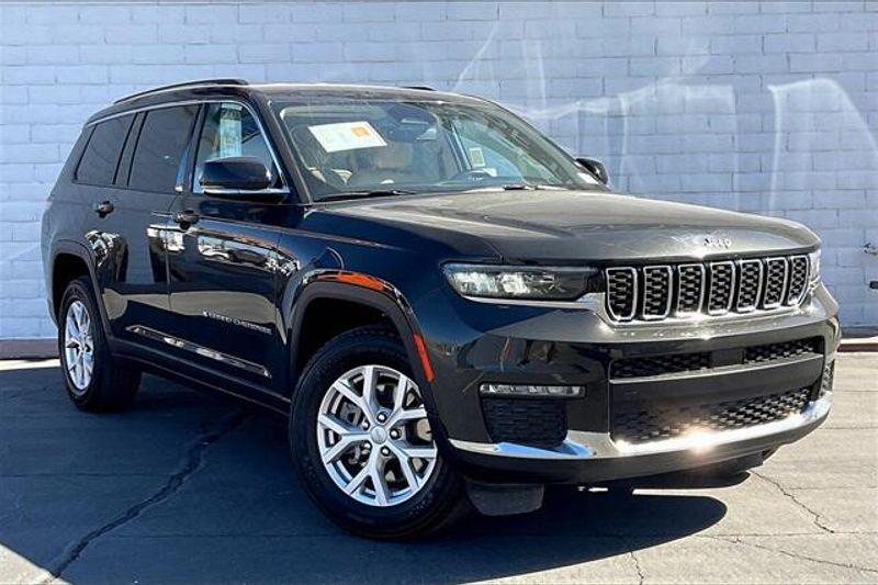 Used 2021 Jeep Grand Cherokee L LimitedImage 12