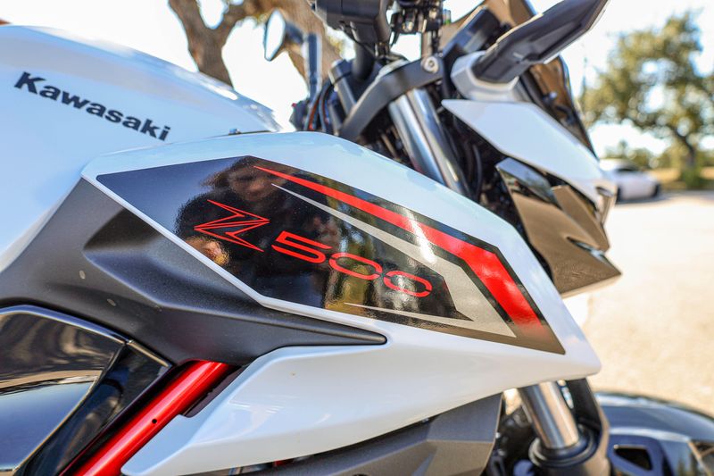 NEW 2026 KAWASAKI Z500 SE ABS Image 2