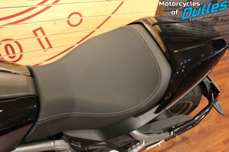 2023 Indian Motorcycle FTR Sport Image 12