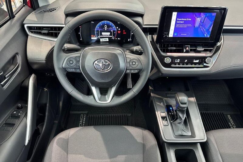New 2026 Toyota Corolla Cross LEImage 15