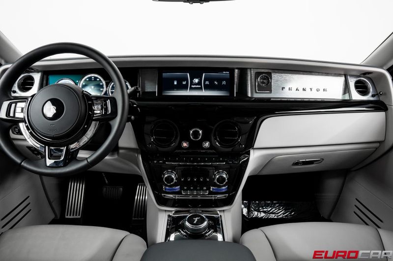 Used 2024 Rolls-Royce Phantom * FACTORY TWO-TONE * PACKAGE*Image 24