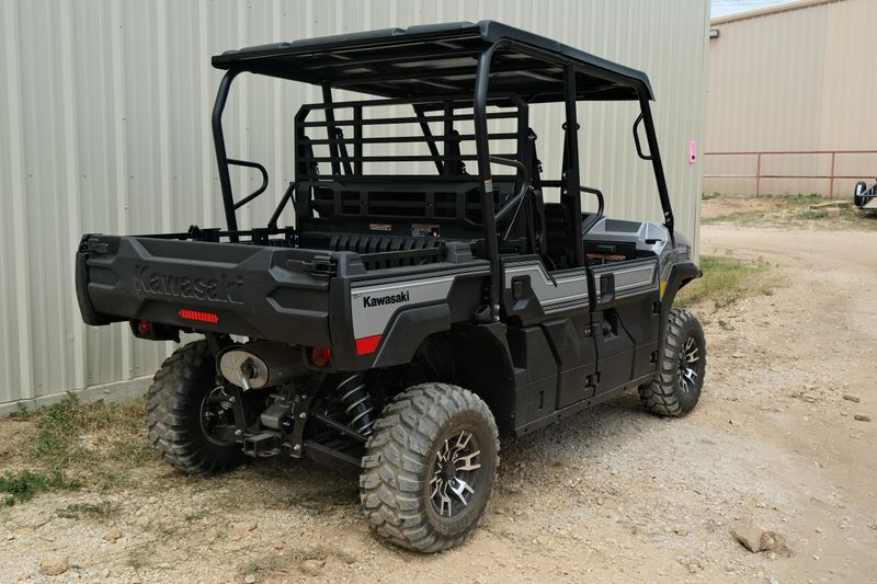 New 2026 Kawasaki MULE PROFXT 1000 LE RANCH EDITION METALLIC PHANTOM SILVER Image 4
