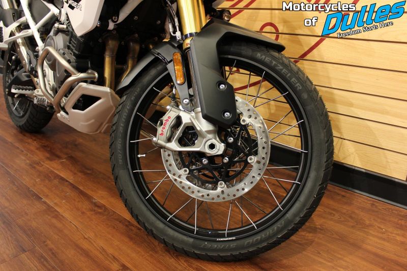 2025 Triumph Tiger 1200 Rally Pro Image 11