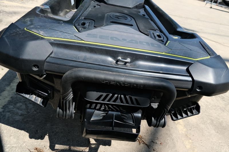 USED 2023 SEADOO PWC RXP CARBON 300 AUD BE IBR 23 Image 4