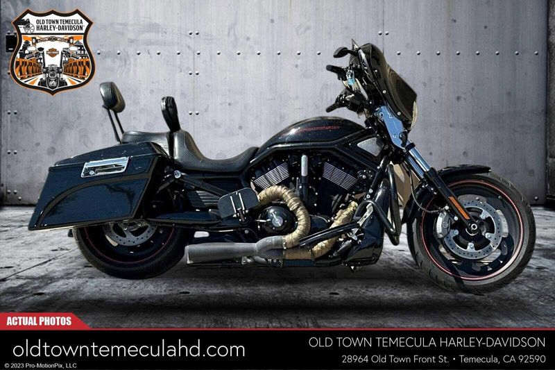 2008 Harley-Davidson Vrsc in a BLK/PEWTER PRL W/PINSTRIPE exterior color. BMW Motorcycles of Temecula – Southern California (951) 506-6903 bmwmotorcyclesoftemecula.com 