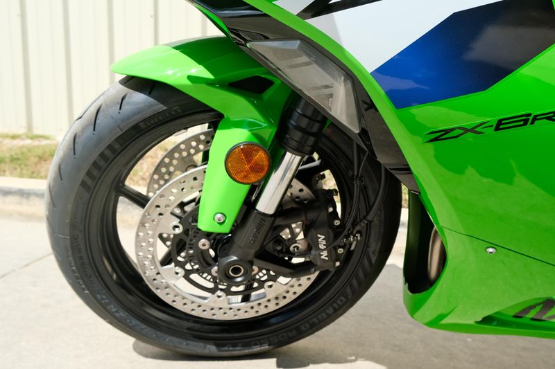 NEW 2026 KAWASAKI NINJA ZX6R Image 9