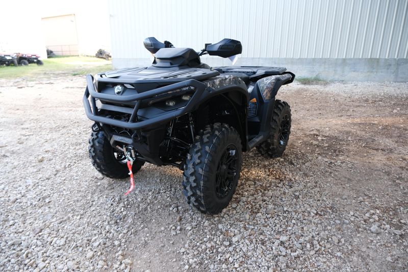 2025 Can-Am ATV OUTL XT 850 CA 25 Image 1